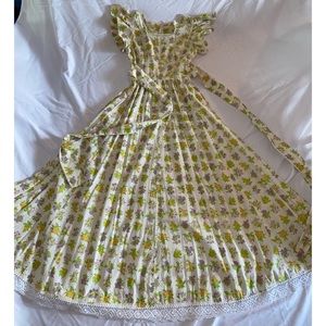 1960s Country Girl Charm